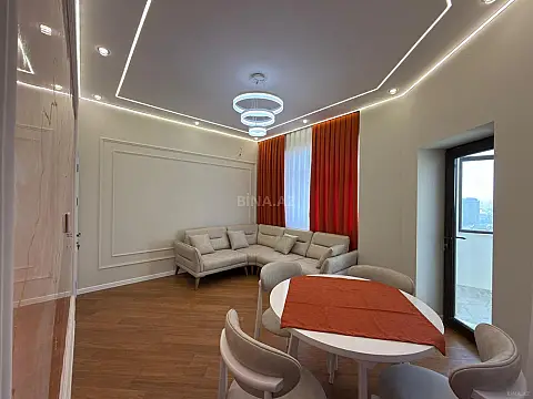 Satılır 2 otaqlı mənzil 77 m²