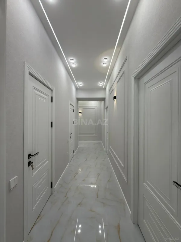 Satılır 2 otaqlı mənzil 77 m²