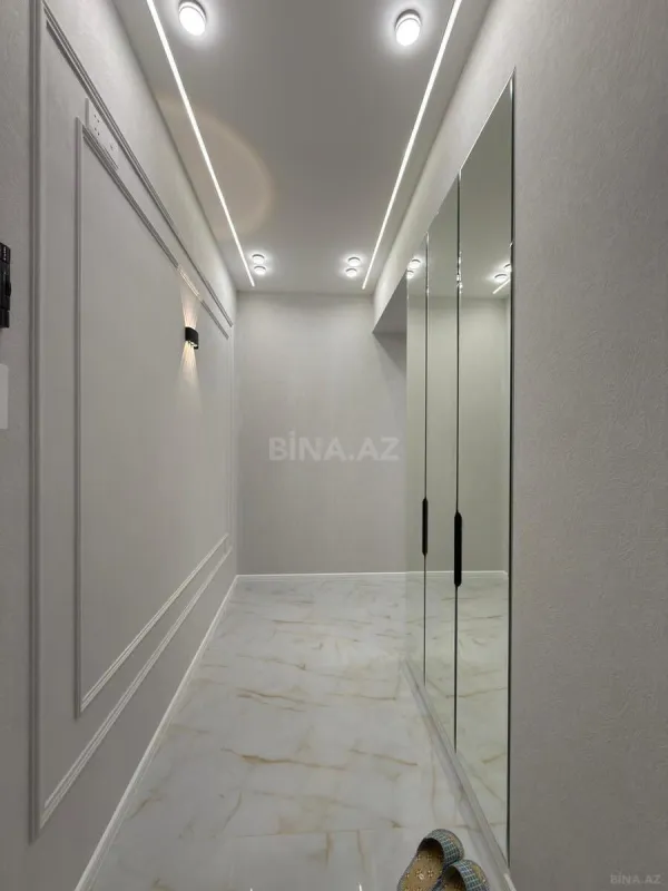 Satılır 2 otaqlı mənzil 77 m²