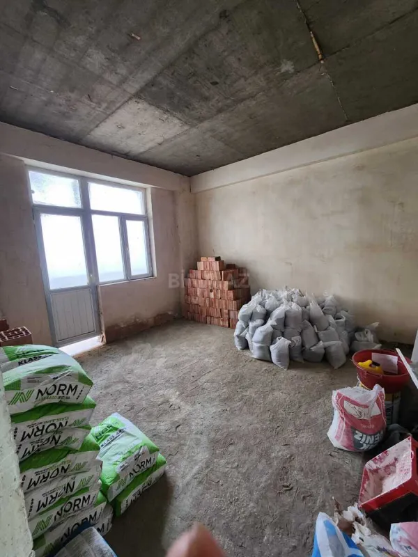 Satılır 2 otaqlı mənzil 56 m²