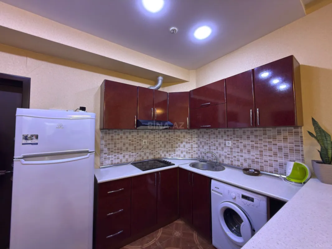 Kirayə verilir 2 otaqlı mənzil 70 m²