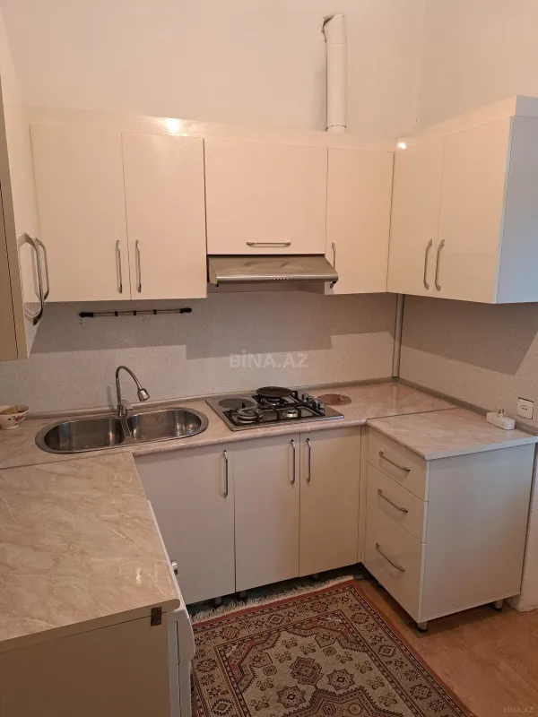 Kirayə verilir 3 otaqlı mənzil 85 m²