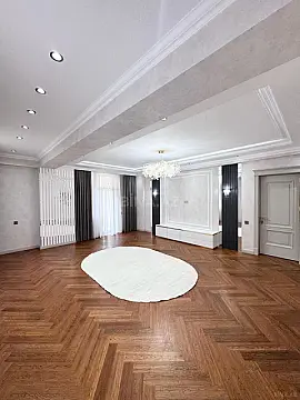 Satılır 3 otaqlı mənzil 138.8 m²