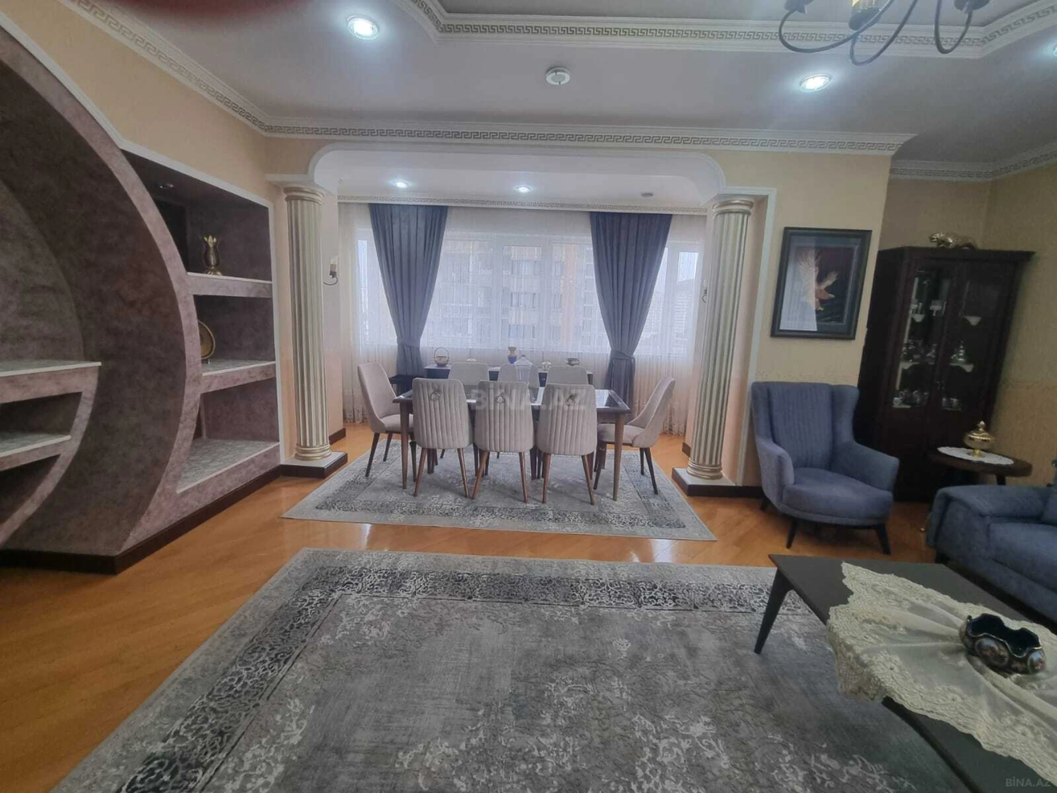 Satılır 4 otaqlı mənzil 170 m²
