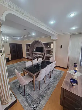 Satılır 4 otaqlı mənzil 170 m²