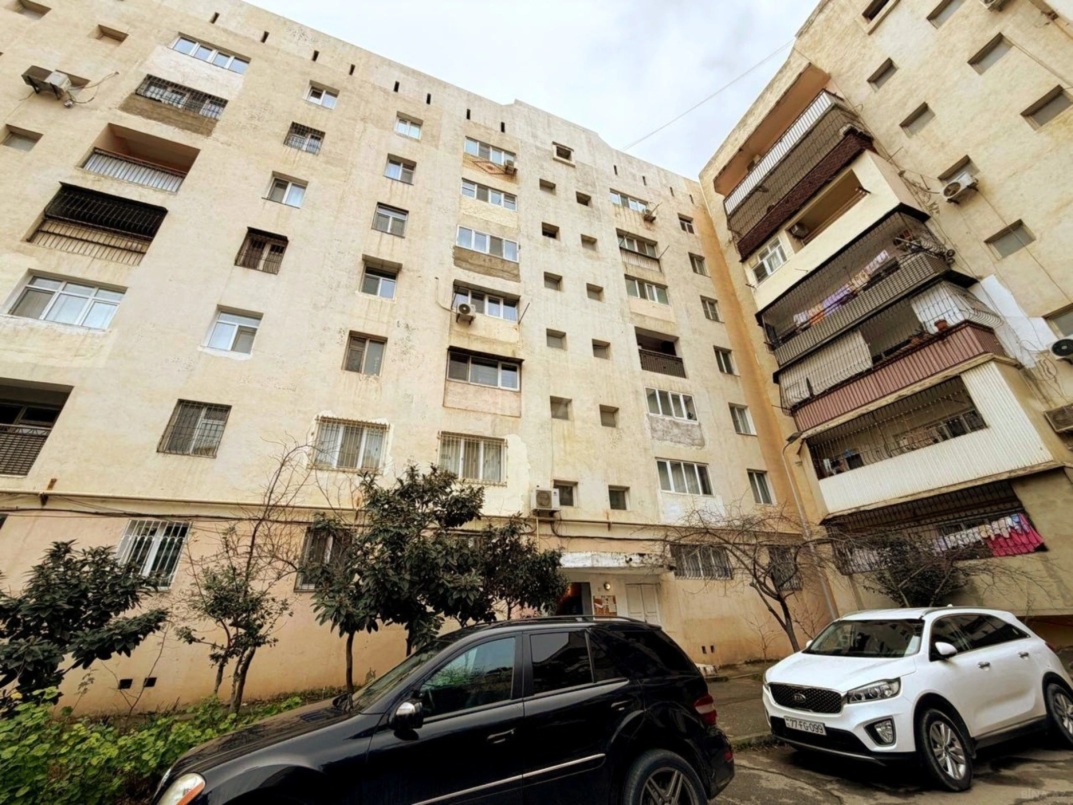 Satılır 3 otaqlı mənzil 85 m²