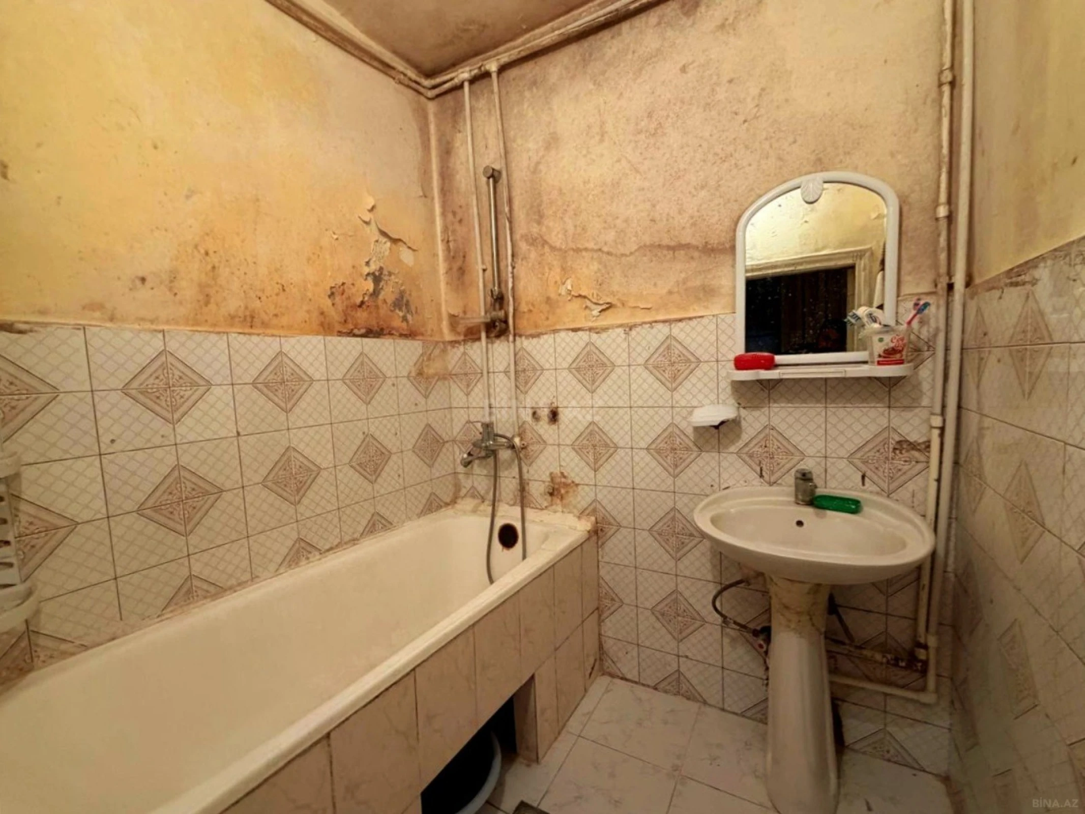 Satılır 3 otaqlı mənzil 85 m²