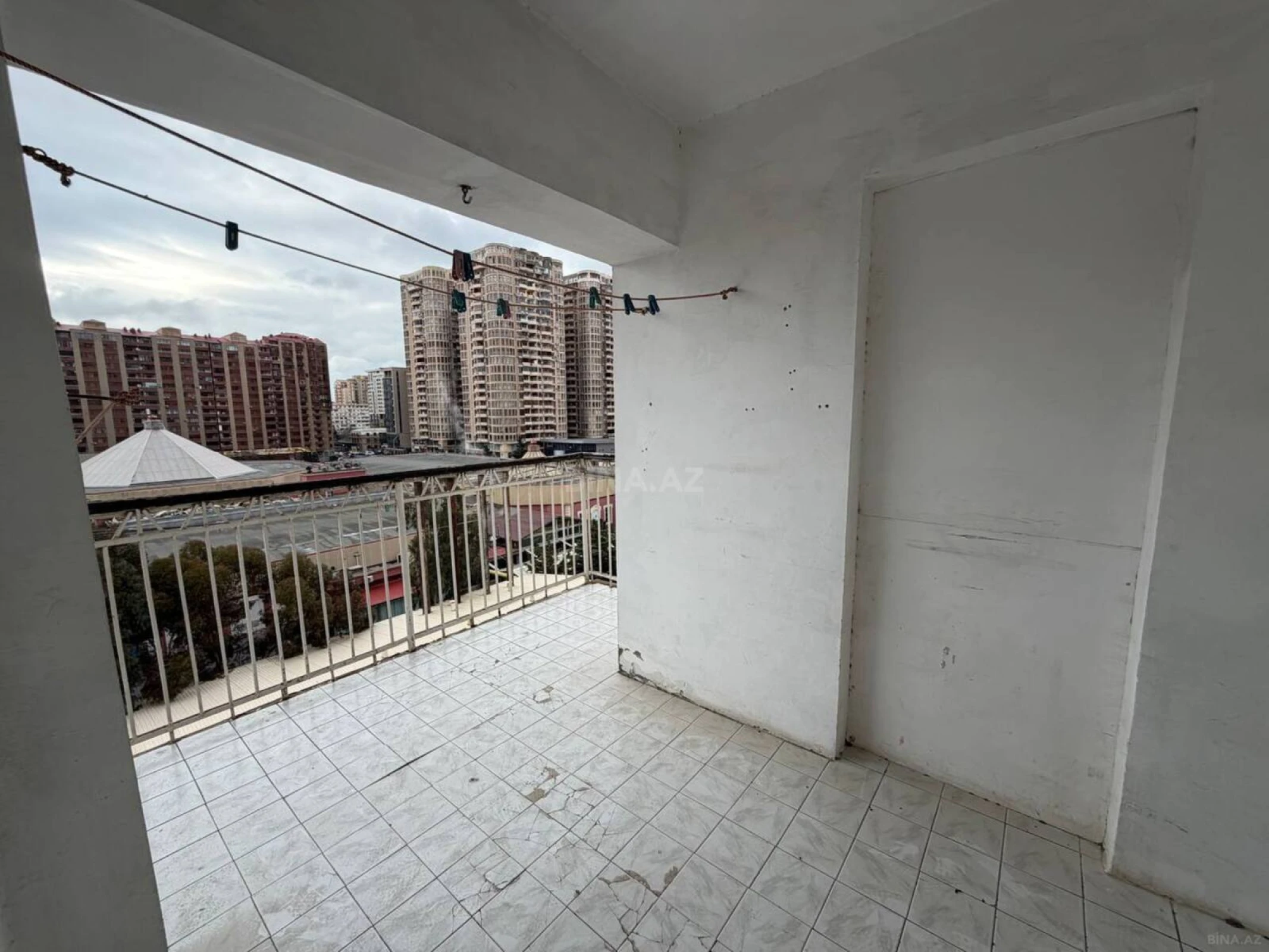 Satılır 3 otaqlı mənzil 85 m²