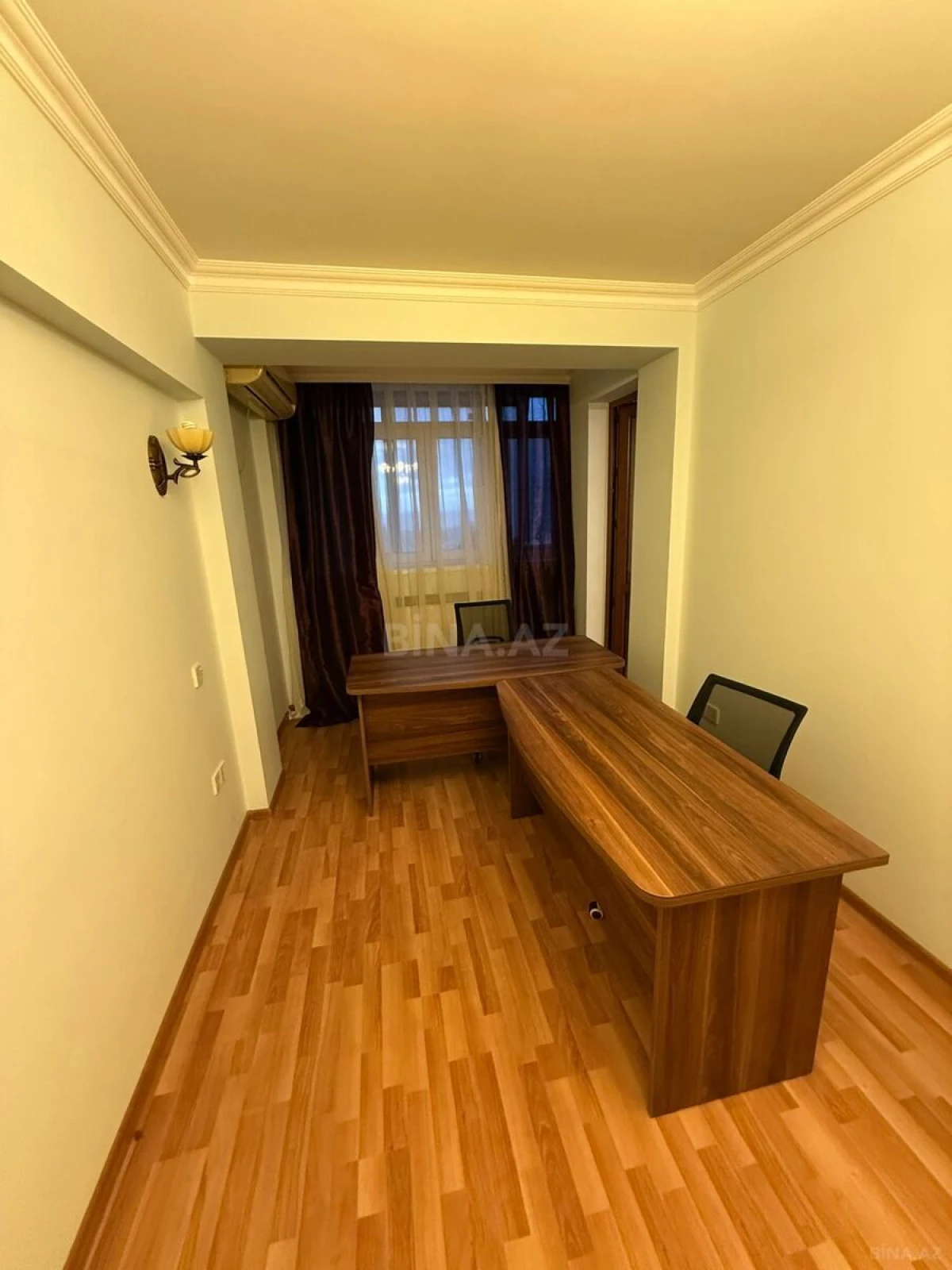 Kirayə verilir 3 otaqlı ofis 80 m²