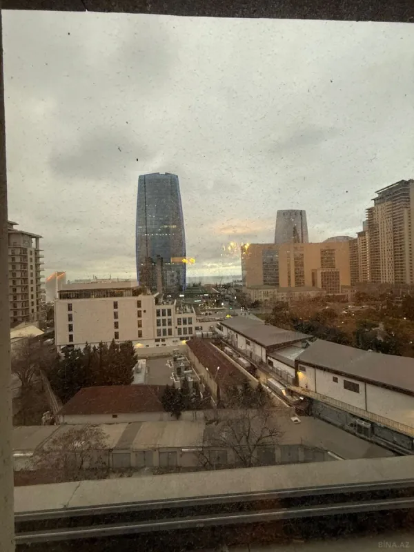 Kirayə verilir 3 otaqlı ofis 80 m²