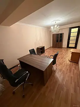 Kirayə verilir 3 otaqlı ofis 80 m²