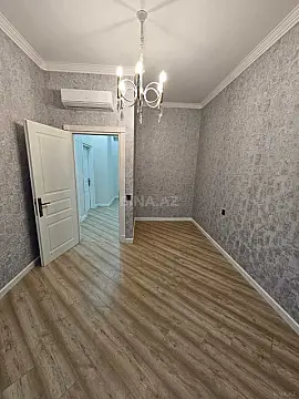Satılır 3 otaqlı mənzil 130 m²
