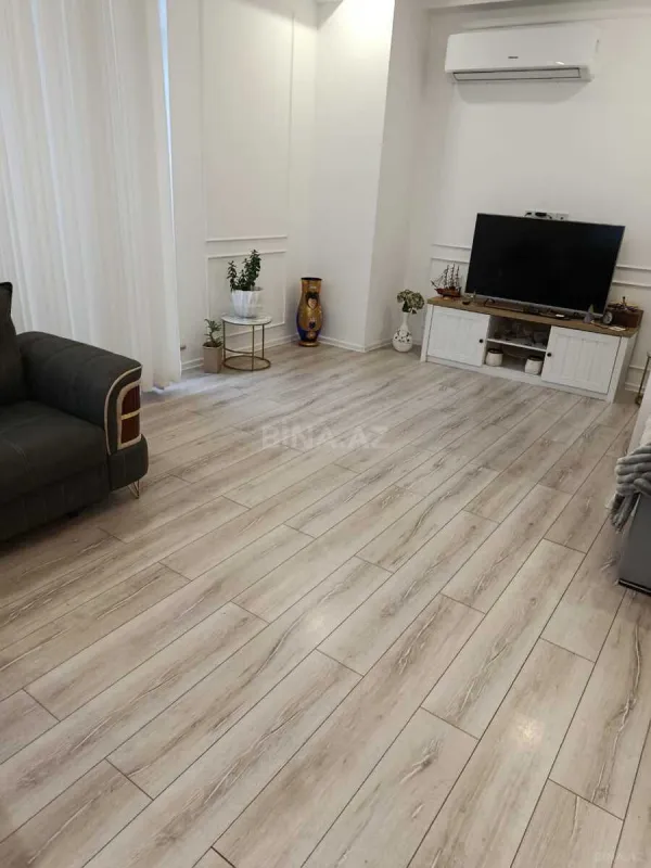 Satılır 2 otaqlı mənzil 90 m²