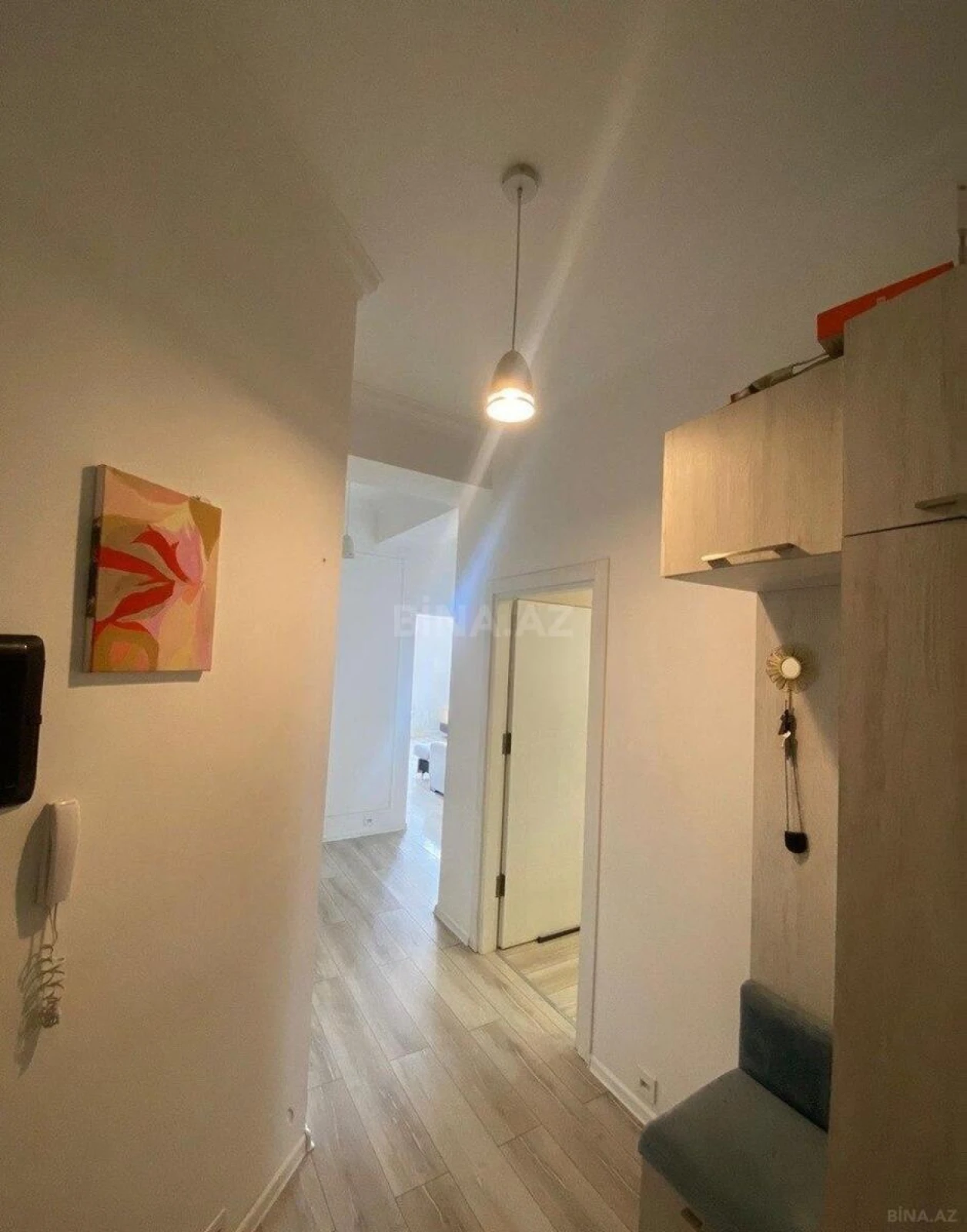 Satılır 2 otaqlı mənzil 90 m²