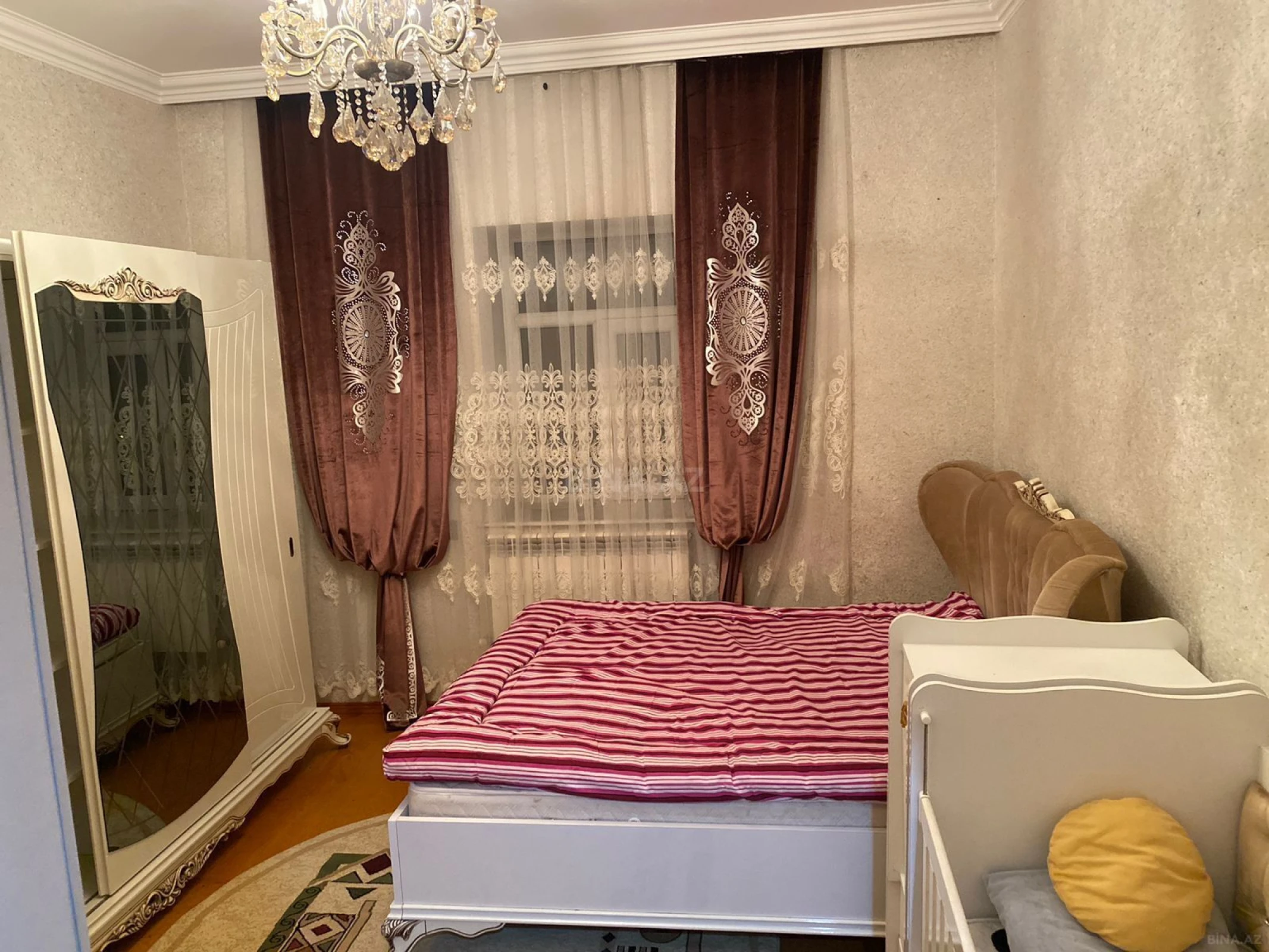 Satılır 3 otaqlı həyət evi 170 m²