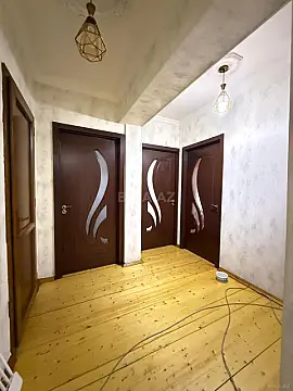Satılır 2 otaqlı mənzil 80 m²