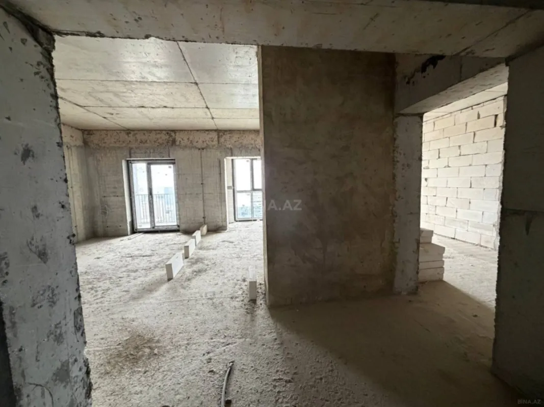 Satılır 3 otaqlı mənzil 90 m²