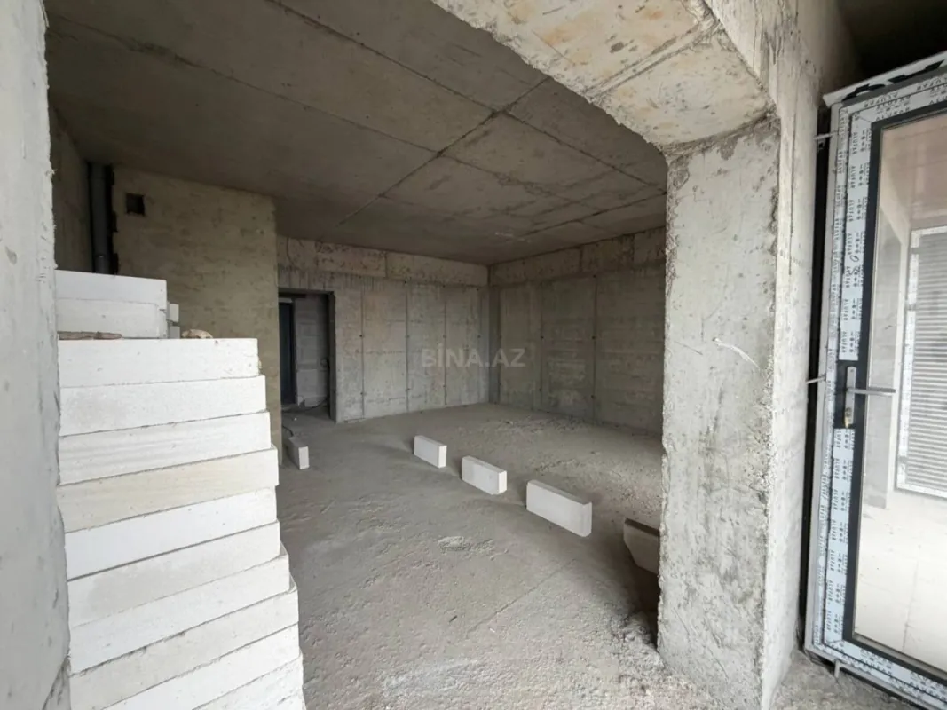 Satılır 3 otaqlı mənzil 90 m²