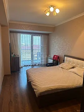 Kirayə verilir 2 otaqlı mənzil 78 m²