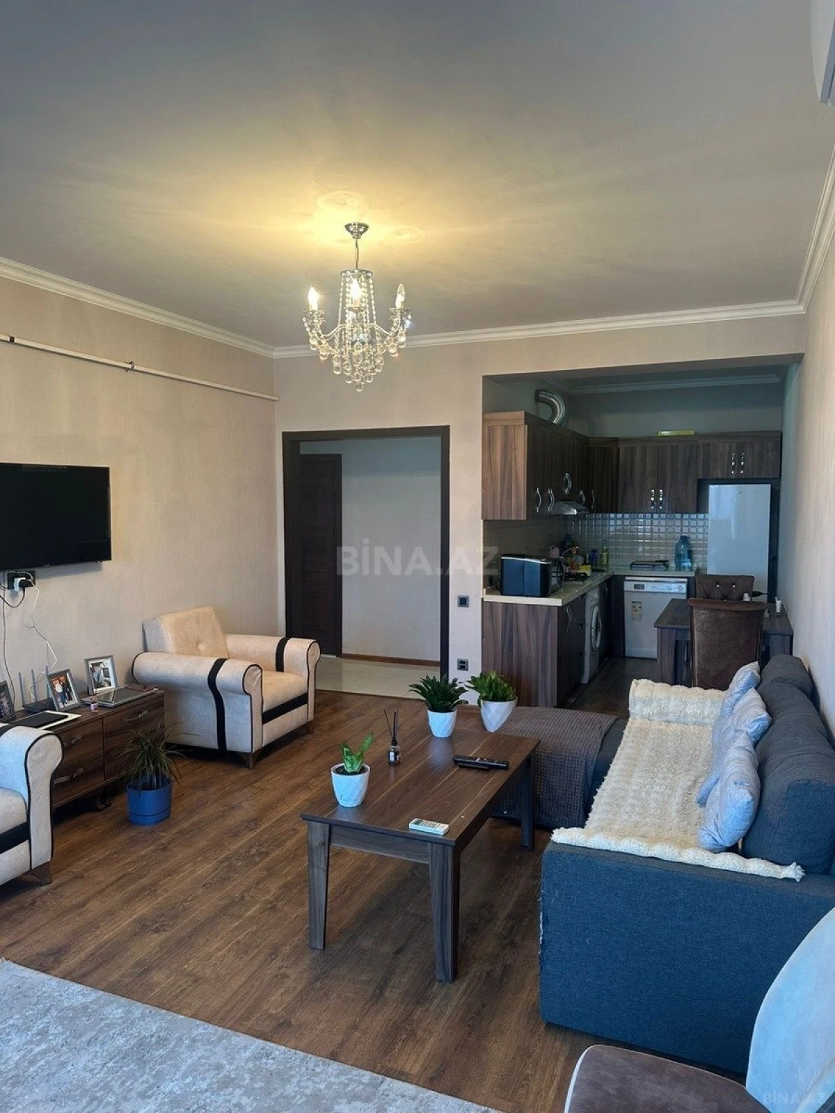 Kirayə verilir 2 otaqlı mənzil 78 m²