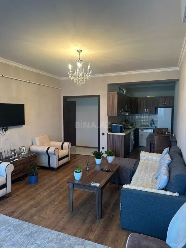 Kirayə verilir 2 otaqlı mənzil 78 m²