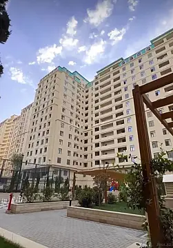 Satılır 3 otaqlı mənzil 141 m²