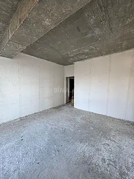 Satılır 3 otaqlı mənzil 141 m²