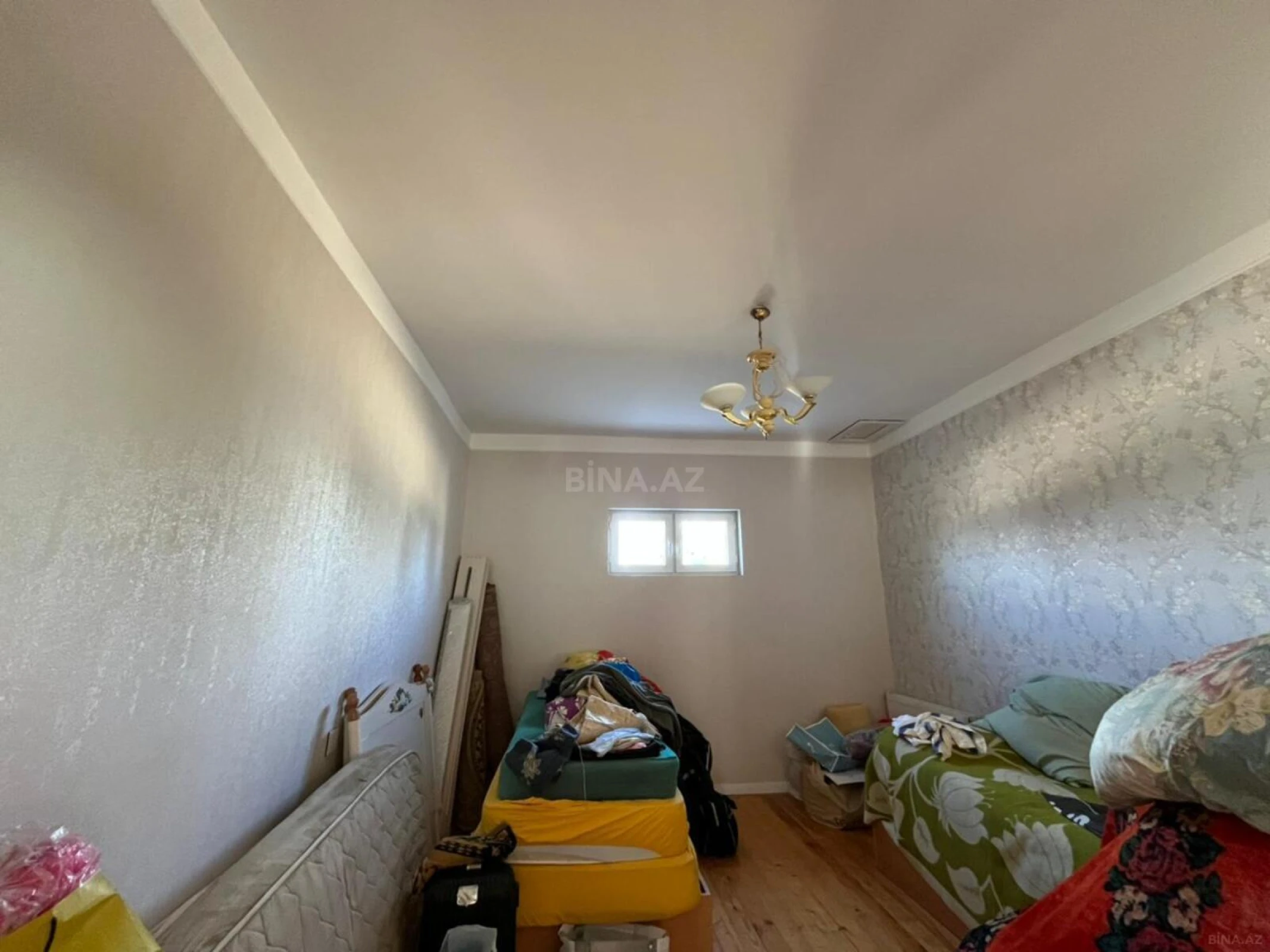 Satılır 4 otaqlı həyət evi 300 m²