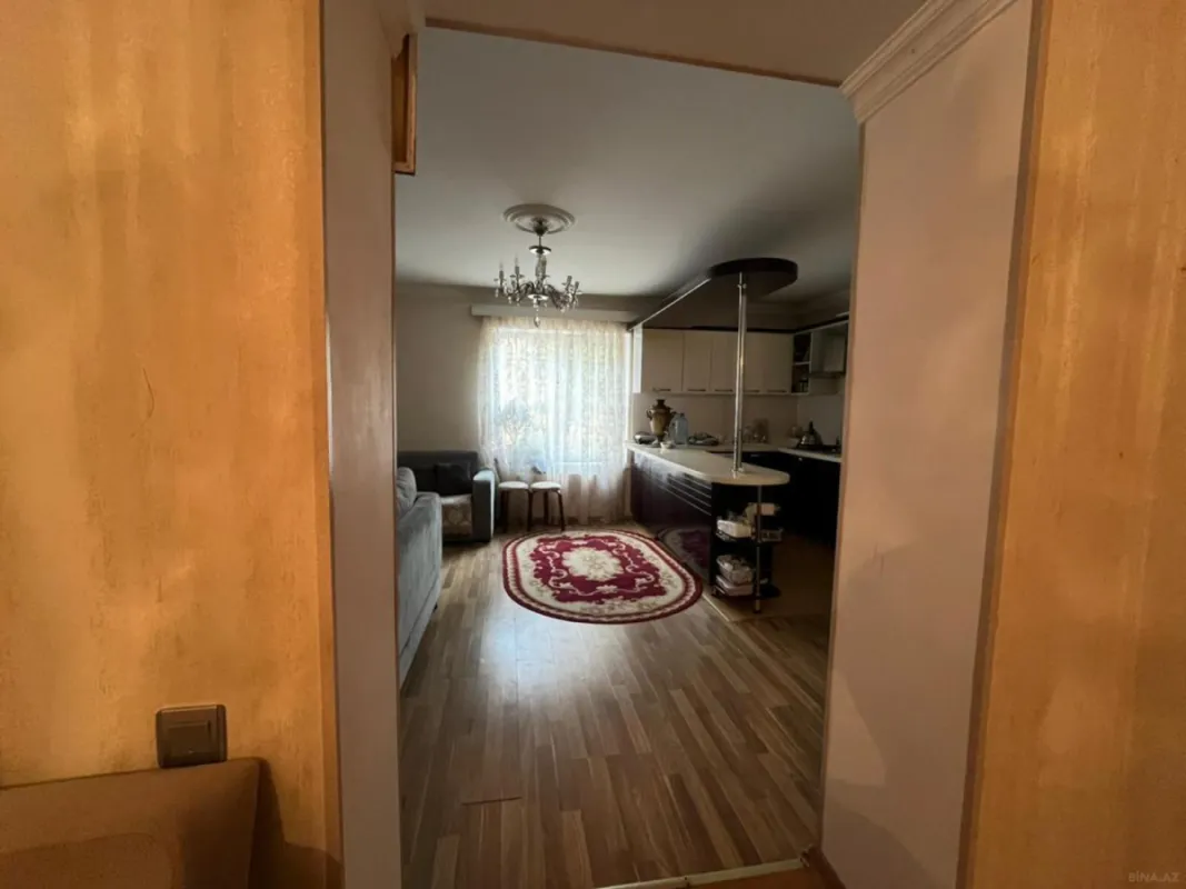 Satılır 4 otaqlı həyət evi 300 m²