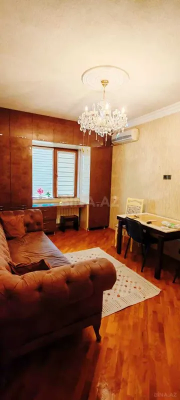 Satılır 2 otaqlı mənzil 65 m²