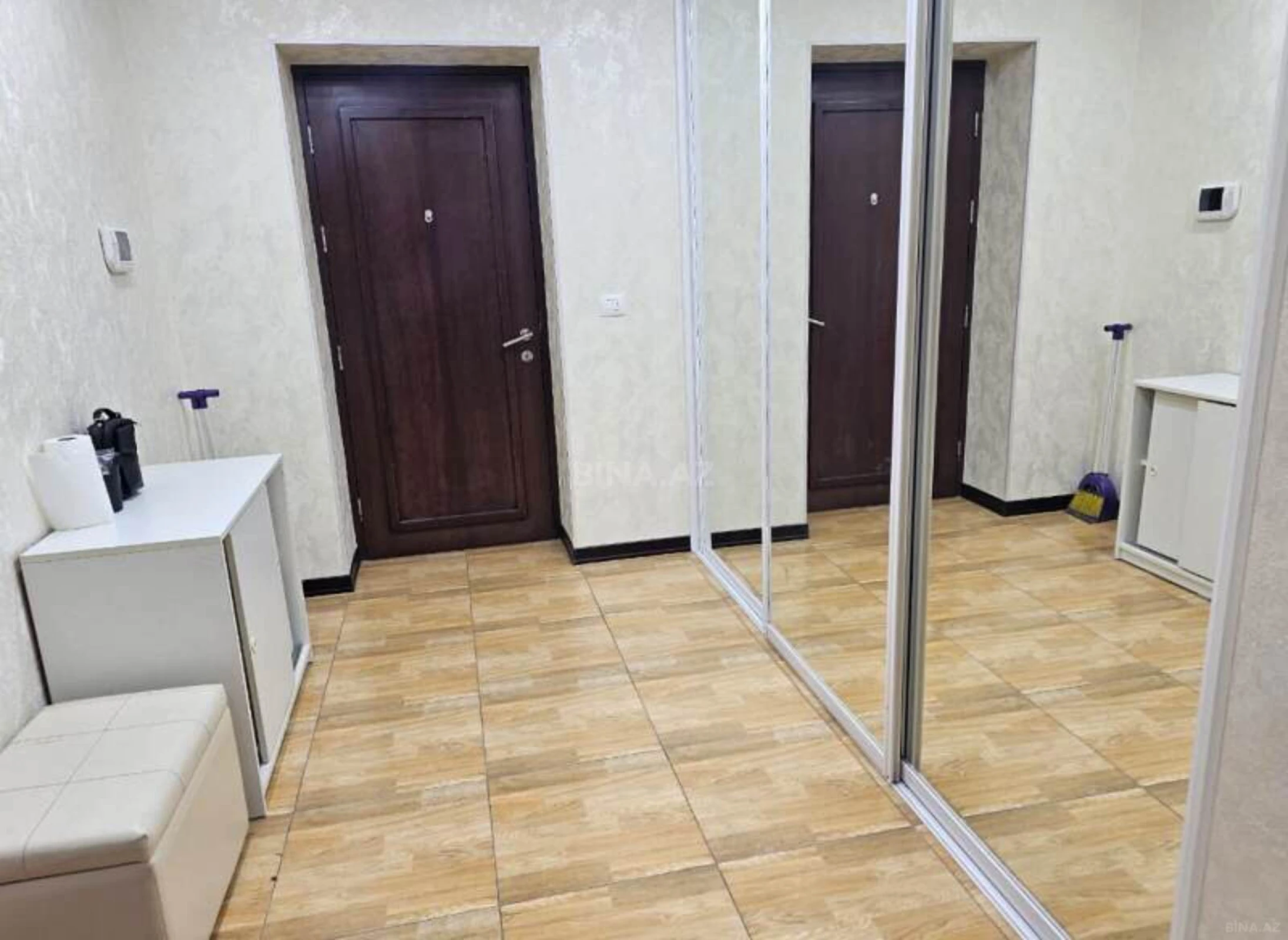 Kirayə verilir 4 otaqlı mənzil 225 m²
