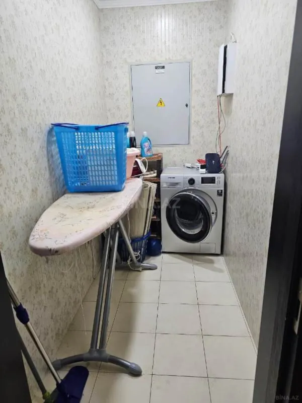 Kirayə verilir 4 otaqlı mənzil 225 m²