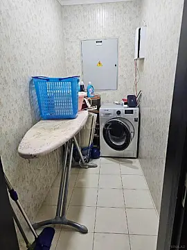 Kirayə verilir 4 otaqlı mənzil 225 m²