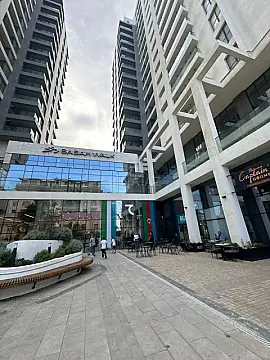 Satılır 4 otaqlı mənzil 165 m²