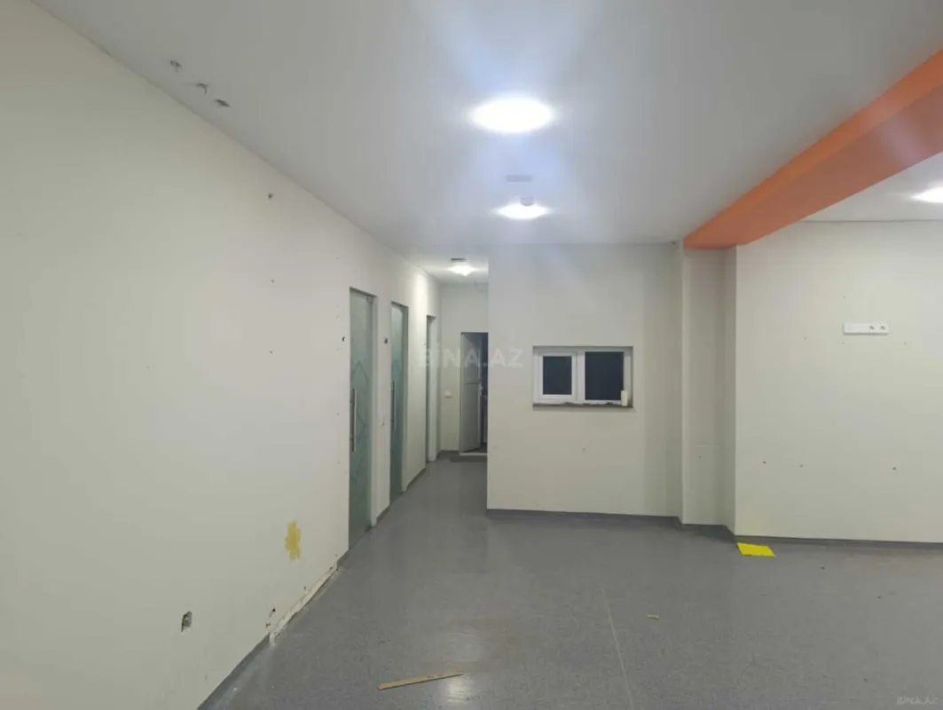 Satılır 5 otaqlı ofis 175.9 m²