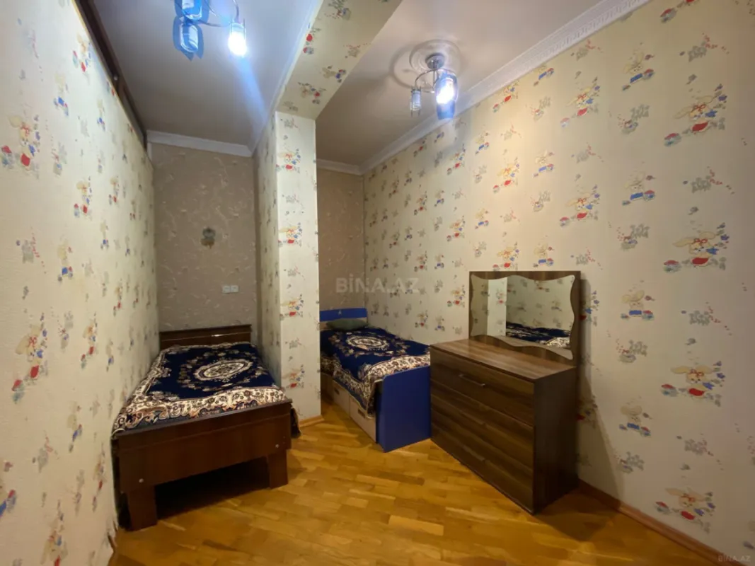 Satılır 3 otaqlı mənzil 86 m²