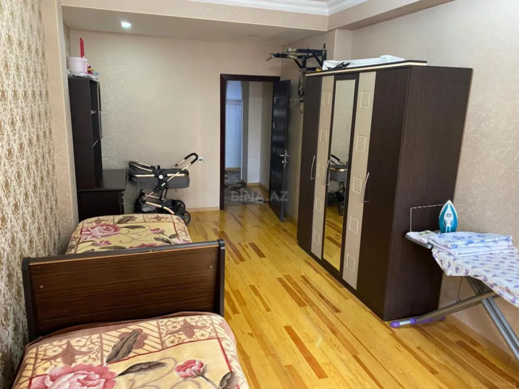 Satılır 3 otaqlı mənzil 120 m²
