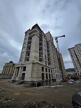 Satılır 3 otaqlı mənzil 196 m²