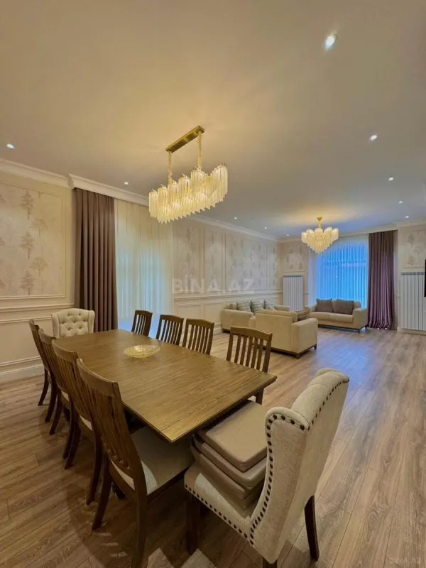 Satılır 5 otaqlı həyət evi 450 m²