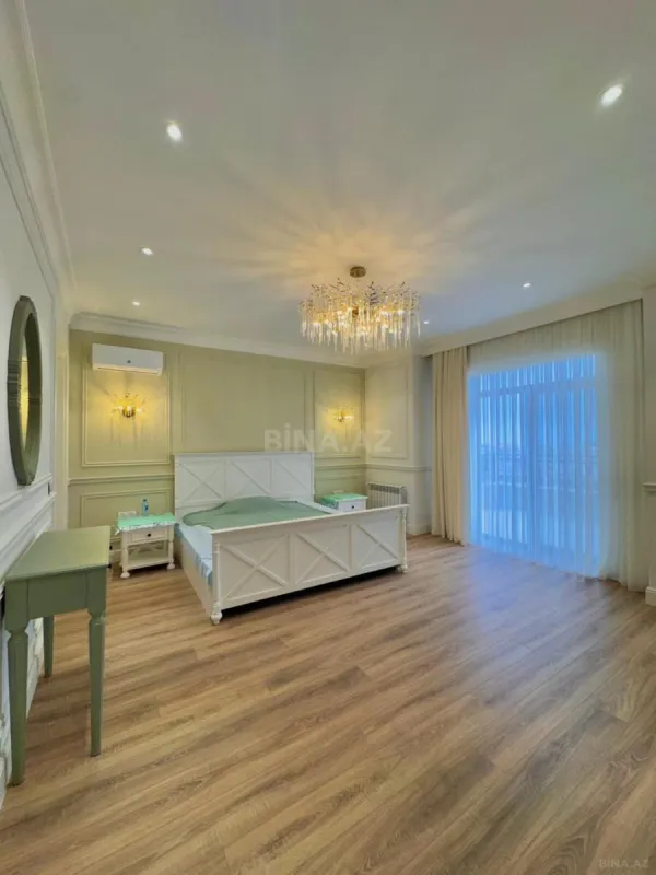 Satılır 5 otaqlı həyət evi 450 m²