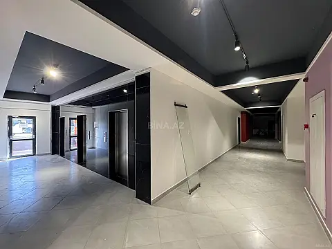 Satılır 4 otaqlı mənzil 166.5 m²
