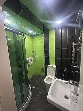 Satılır 3 otaqlı mənzil 133 m²