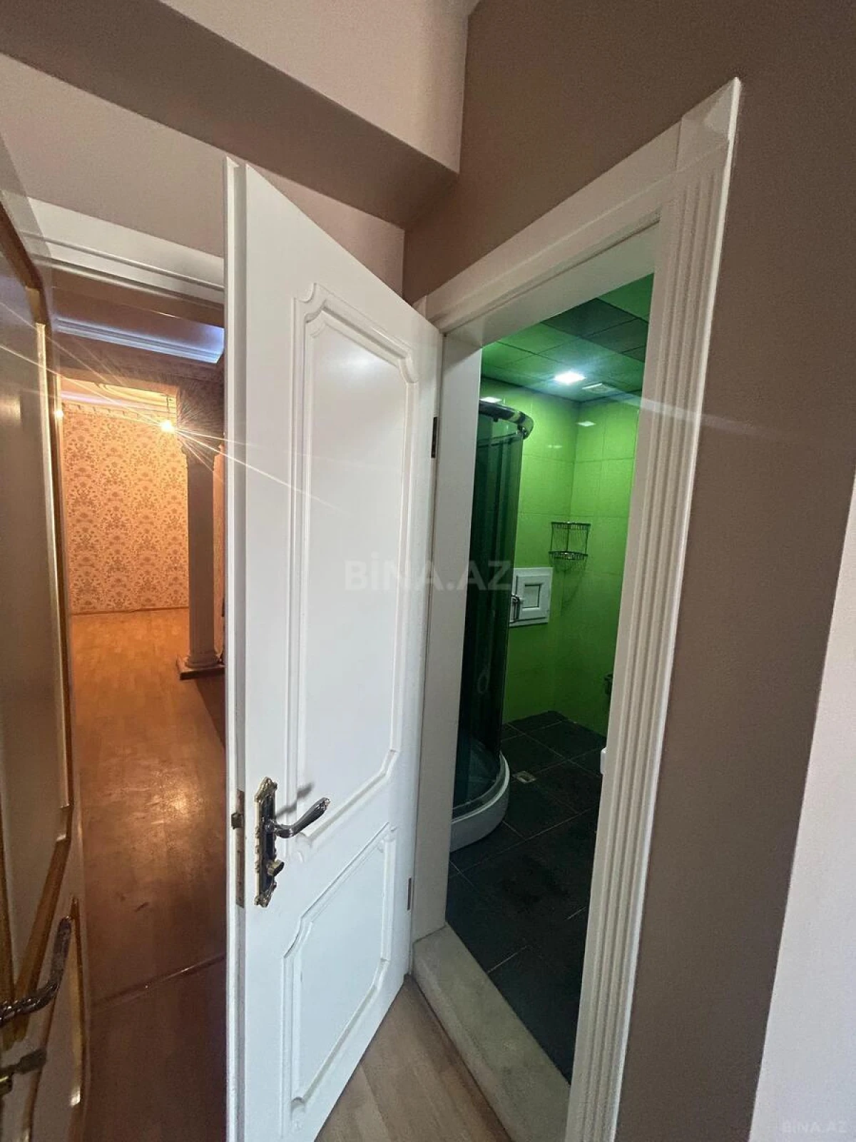 Satılır 3 otaqlı mənzil 133 m²