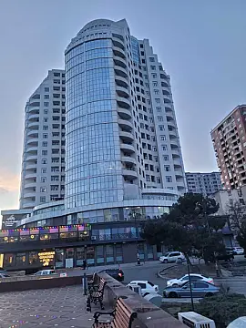 Satılır 2 otaqlı mənzil 55 m²
