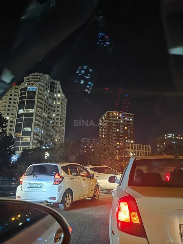 Satılır 2 otaqlı mənzil 55 m²