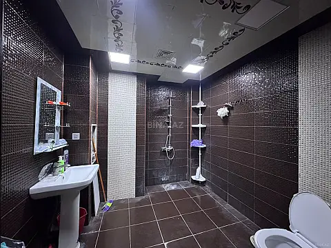 Satılır 2 otaqlı mənzil 110 m²