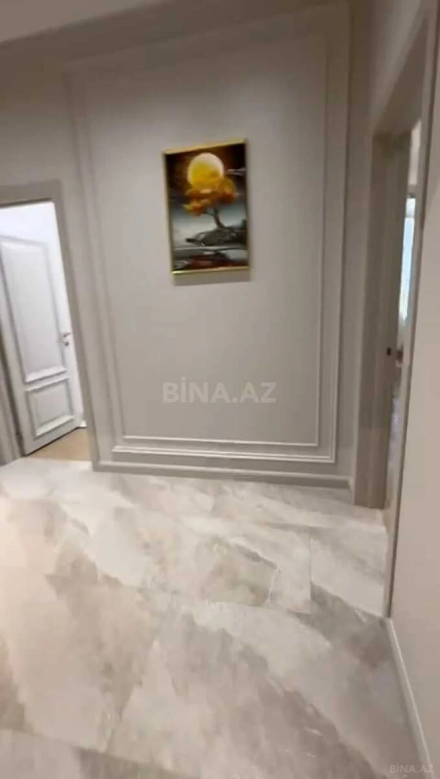 Satılır 3 otaqlı mənzil 118 m²