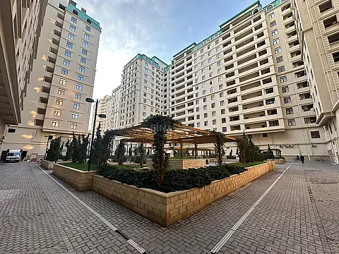 Satılır 4 otaqlı mənzil 176 m² — Bakı, Xətai m/s yanı 4 otaq 176.00 m²