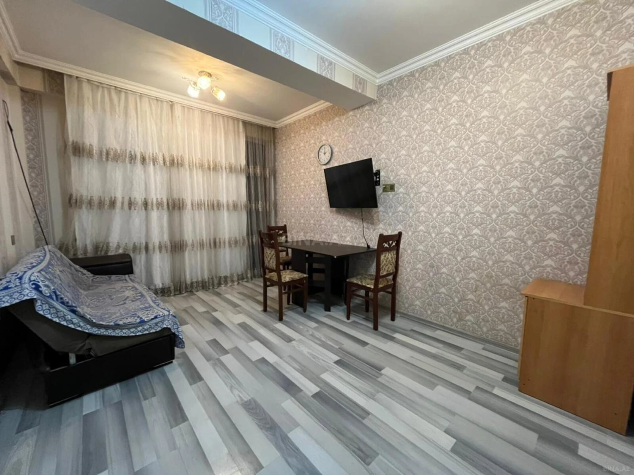 Kirayə verilir 2 otaqlı mənzil 50 m²