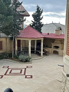 Satılır 7 otaqlı həyət evi 850 m²